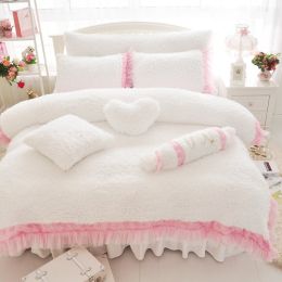 Cashmere Four-Piece Short Hair Coral Fleece Warm Autumn And Winter Thick Lace Three-Piece Suit 1.2m 1.8m On Bed (Color: White, size: 1.5M)